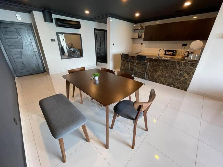 Ferienwohnung The Arena Tanjung Tuan Port Dickson Exterior foto