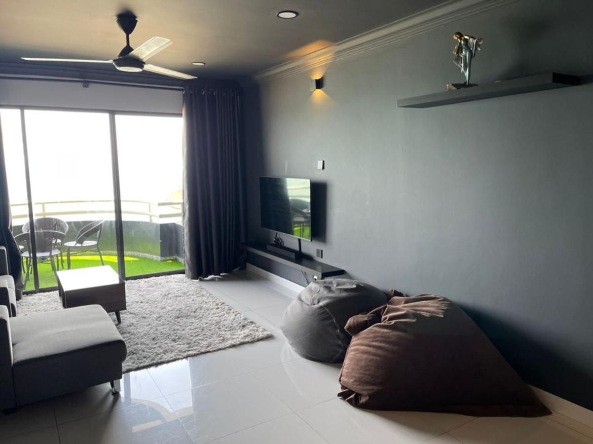 Ferienwohnung The Arena Tanjung Tuan Port Dickson Exterior foto